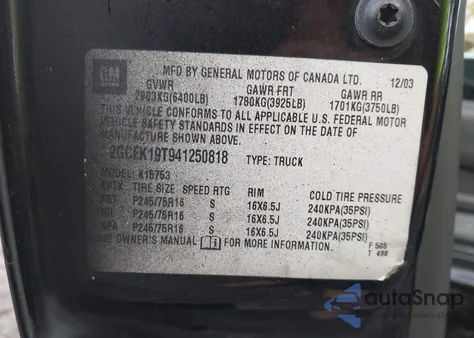 2004 Chevrolet Silverado K1500 из США, поврежденный, VIN 2GCEK19T941250818